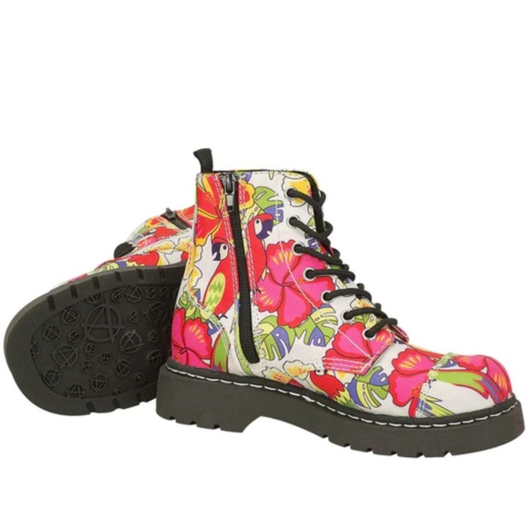 TUK Footwear Womens Tropical Parrot Floral Print Combat Boots Size 7 - Picture 2 of 7
